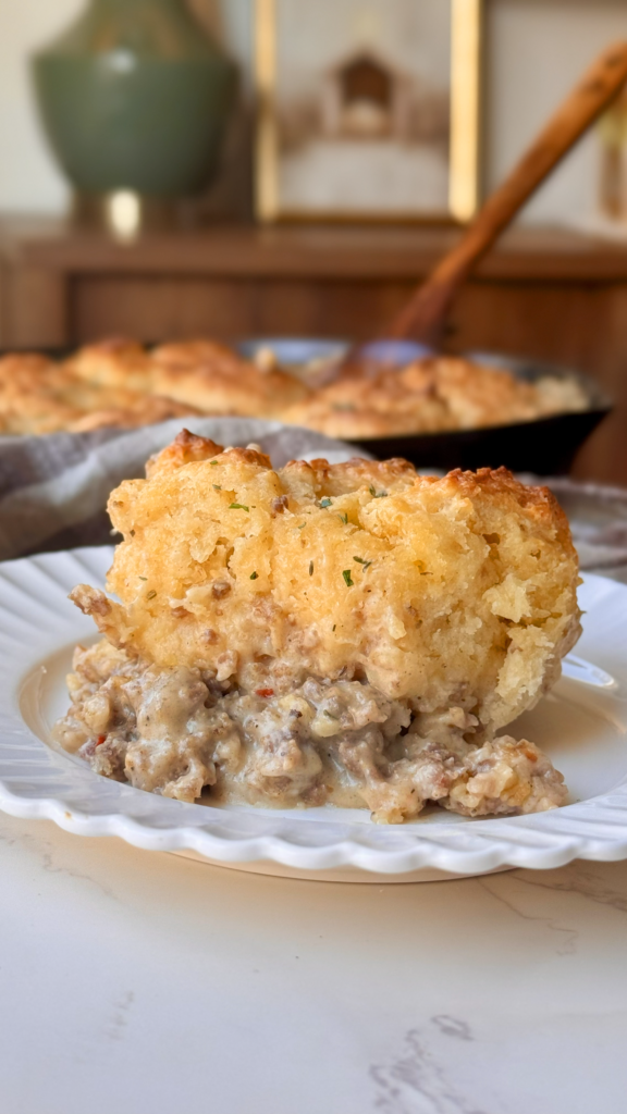 biscuits & gravy casserole
